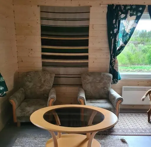 Mukavae Moekki Luonnon Rauhassa Maaseudulla. *